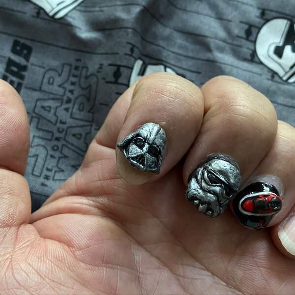 3D Star Wars character nails