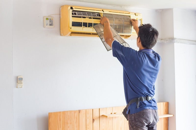 air-conditioner-every-man-cave-needs