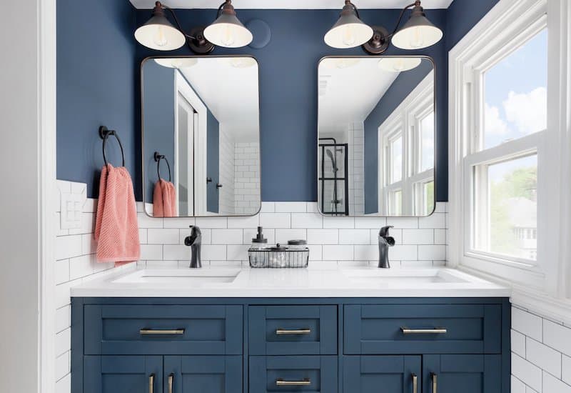 Bathroom Backsplash Ideas for a Standout Look