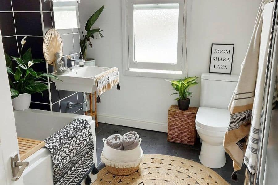 Fresh and Inspiring Decor Ideas to Refresh Your Bathroom