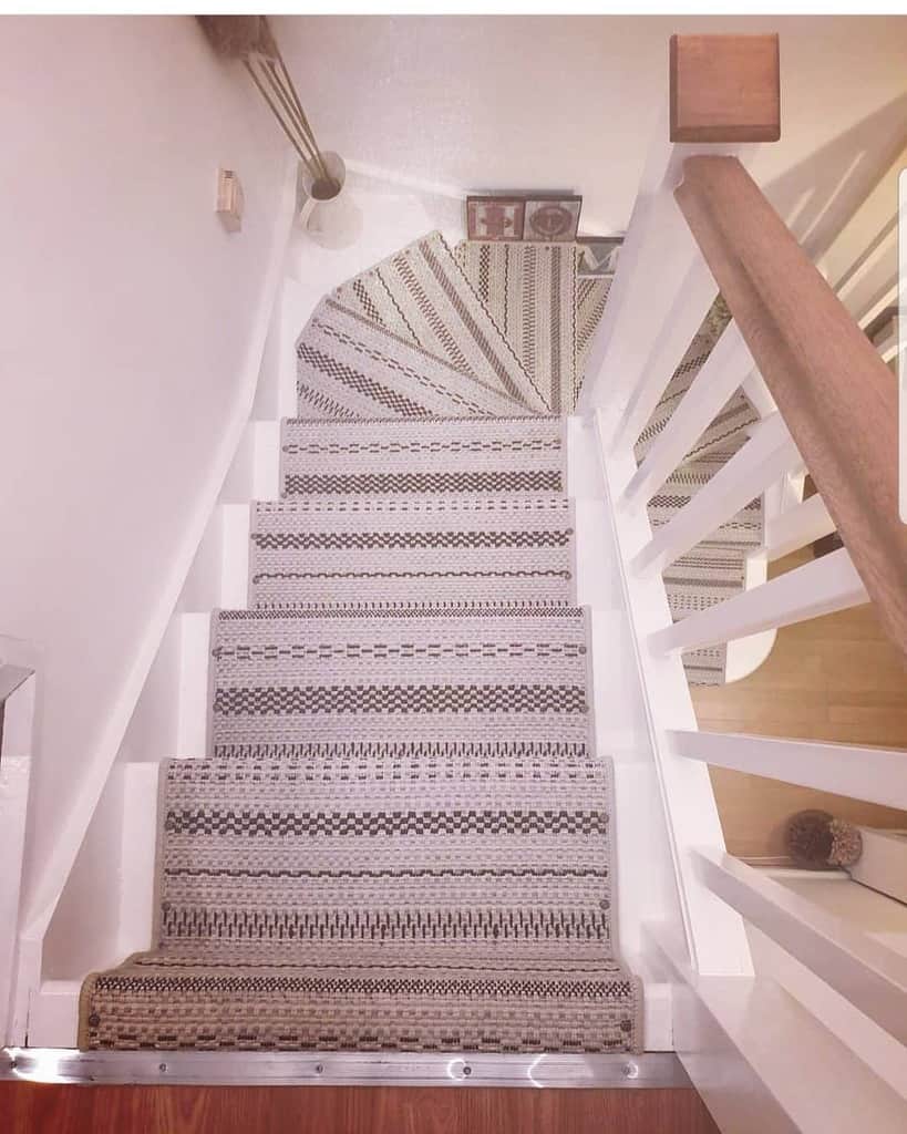 diy stair runner pattern 