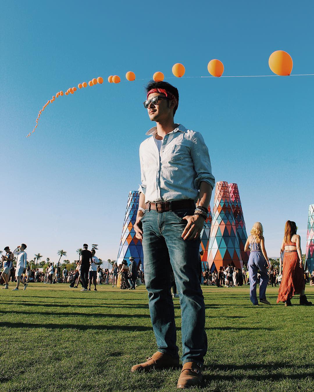 Flowy Top and Pants Coachella Outfits Men -la_hai