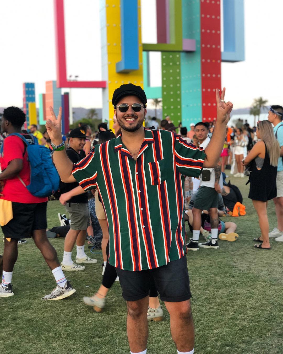 Flowy Top and Shorts Coachella Outfits Men -eltonpigg