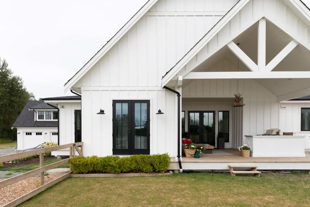 Contemporary Modern Farmhouse Exterior Design Ideas