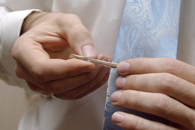 How To Wear Men’s Tie Clips With Style