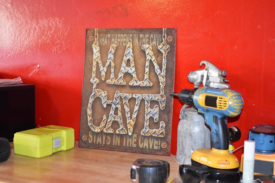 Unique Signs to Add Character and Style to Your Man Cave