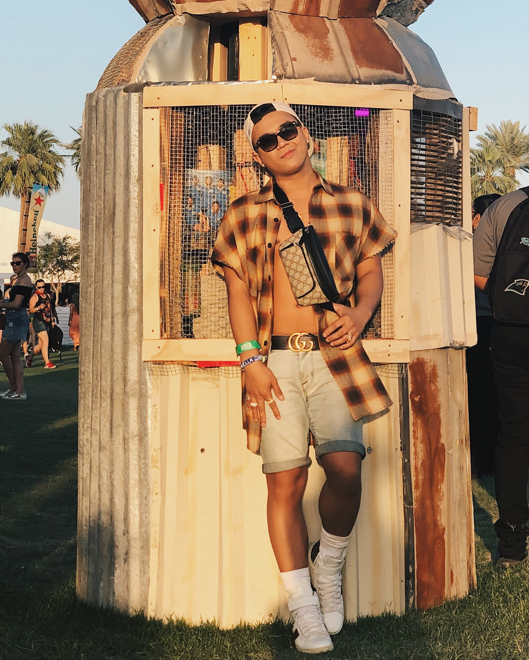 Open Shirt and Shorts Coachella Outfits Men 2 -jayrramirez