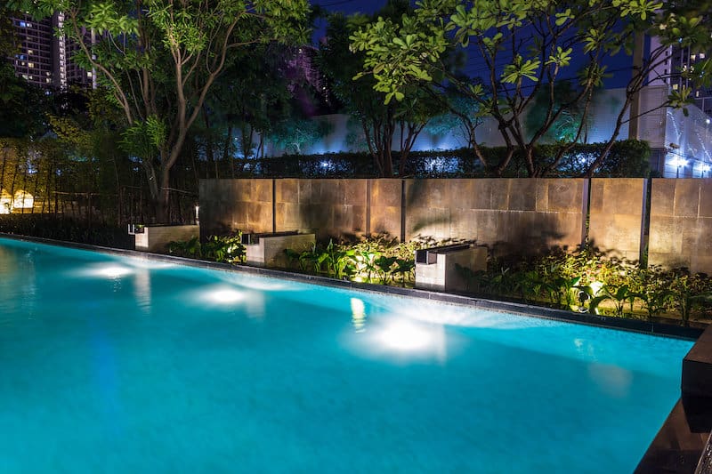 Bright and Inviting Lighting Ideas for Your Pool