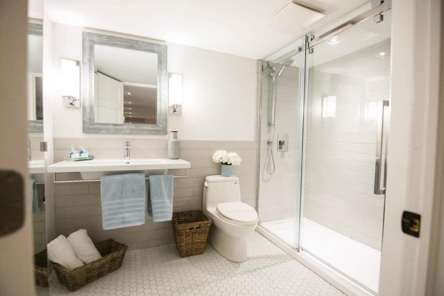 Creative Ideas for Transforming Your Basement Bathroom