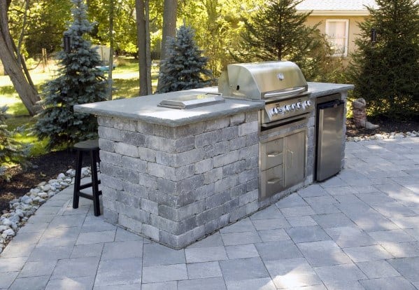 grill with under-counter refrigerator 