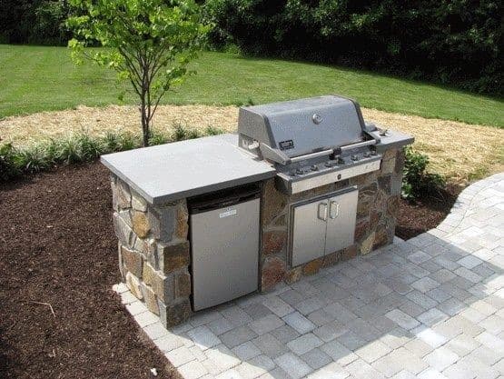 grill with under-counter refrigerator 