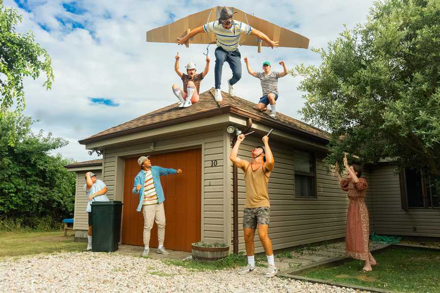 birddogs sweatpants jumping off roof